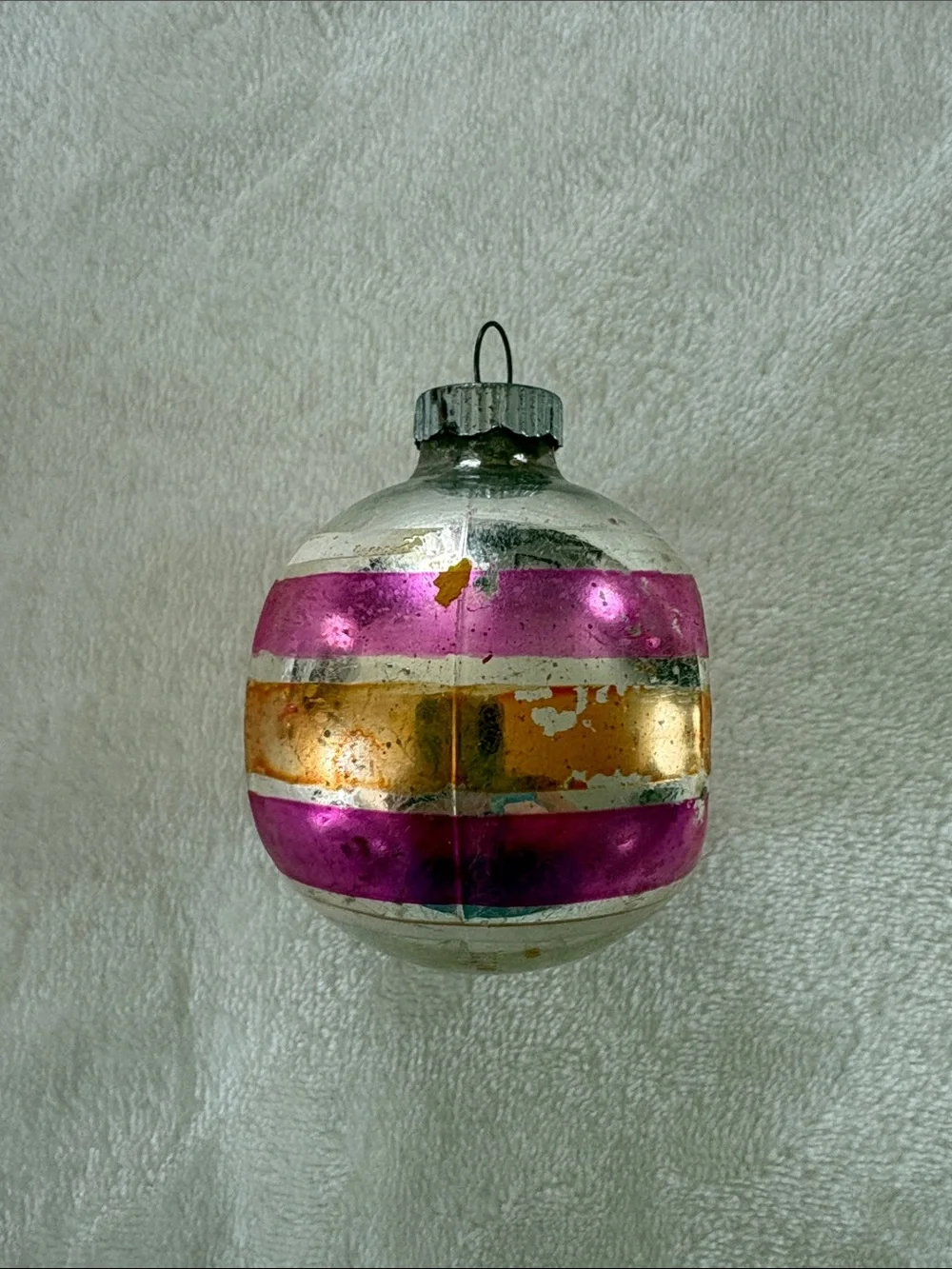 Shiny Brite double indent reflector stripe ornament